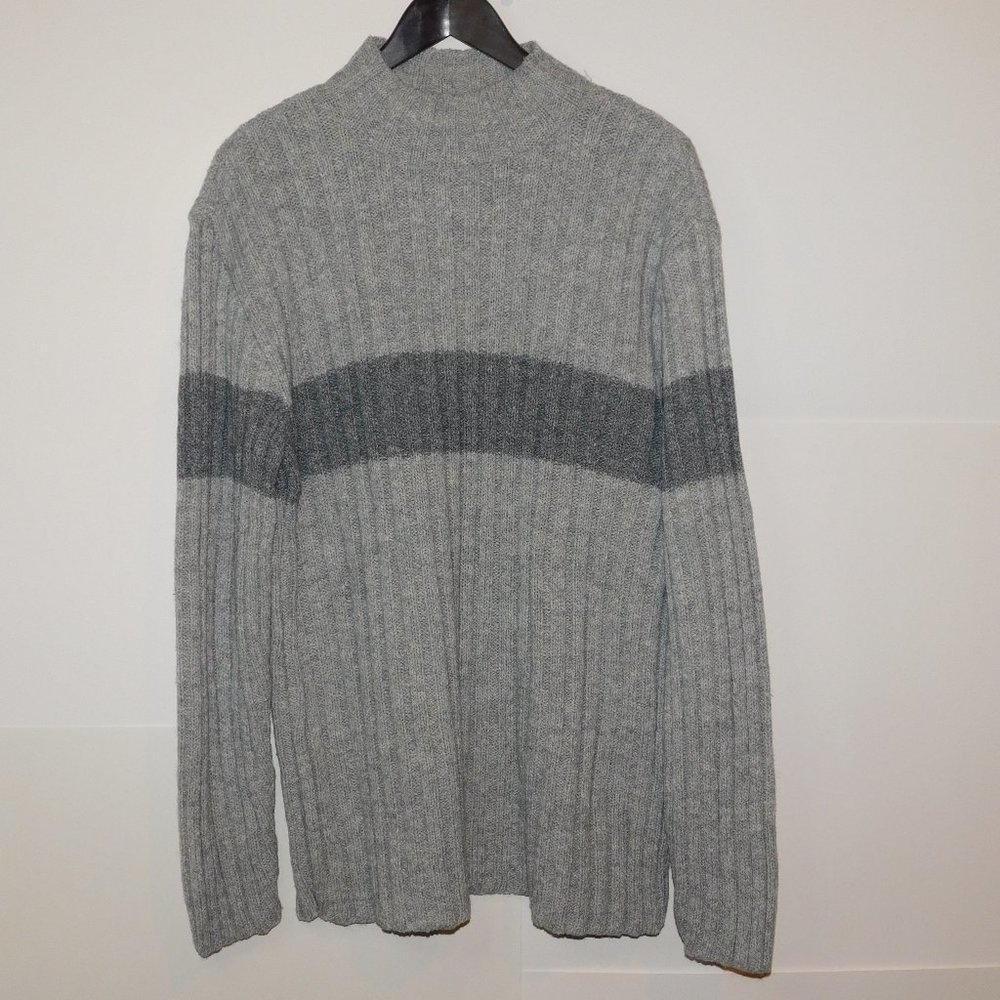 Gray Ribbed Men's Sweater